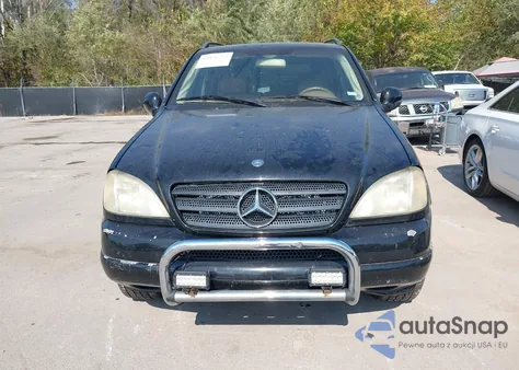 2000 Mercedes-Benz Ml 430 z USA, uszkodzony, nr VIN 4JGAB72E6YA166153
